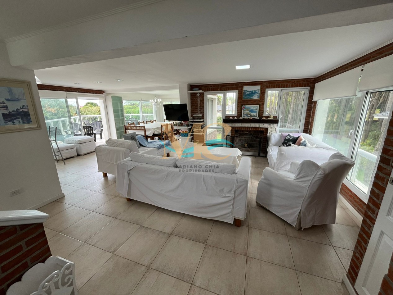 Impecable Casa a la venta en Pinamar Norte