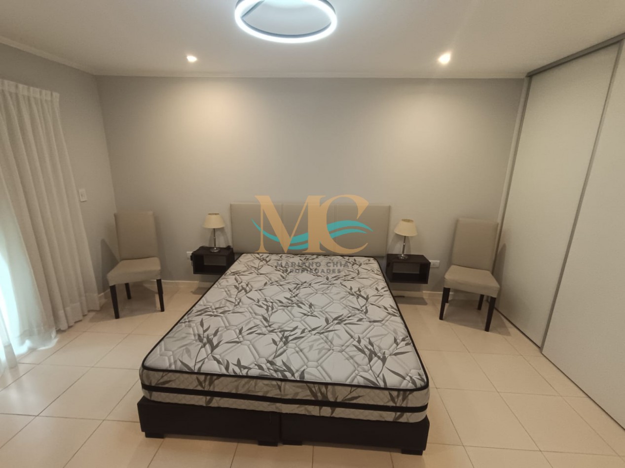 Departamento en venta con 2 cocheras cubiertas