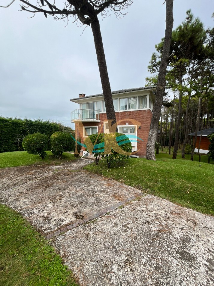 Impecable Casa a la venta en Pinamar Norte