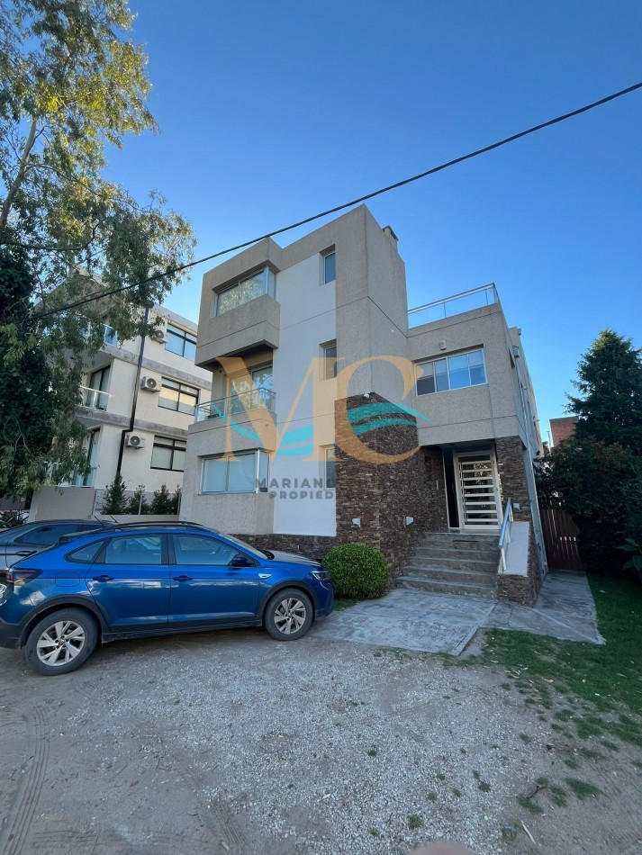 Hermoso Depto de 3 ambientes a la venta en Pinamar